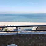 Апартаменты Strandhotel 68 *