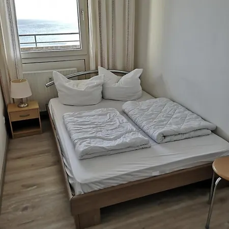 Strandhotel 68 Даме